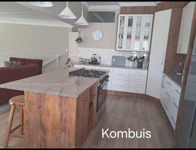 5 BEDROOM HOUSE FOR SALE IN MONTE CHRISTO